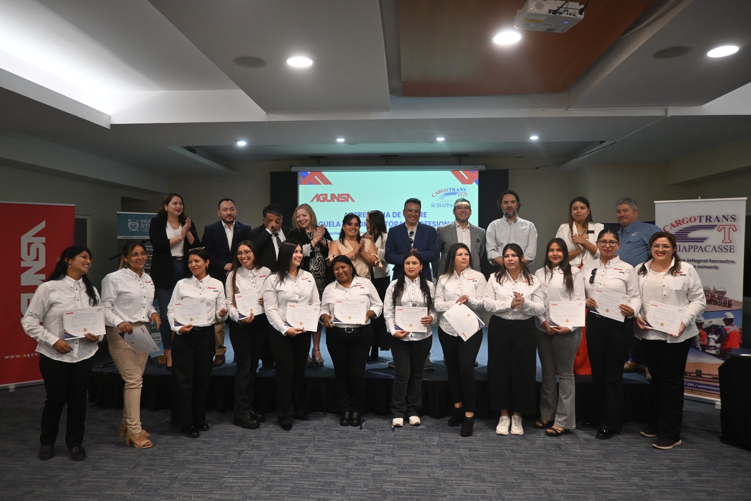 Cierre de Escuela de Conductoras en Iquique: un paso adelante para la inclusión y el empleo