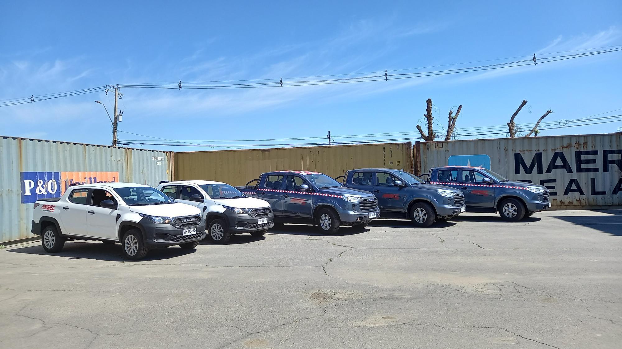 Nueva flota de vehículos fortalece operaciones en áreas aeroportuarias e instalaciones estratégicas