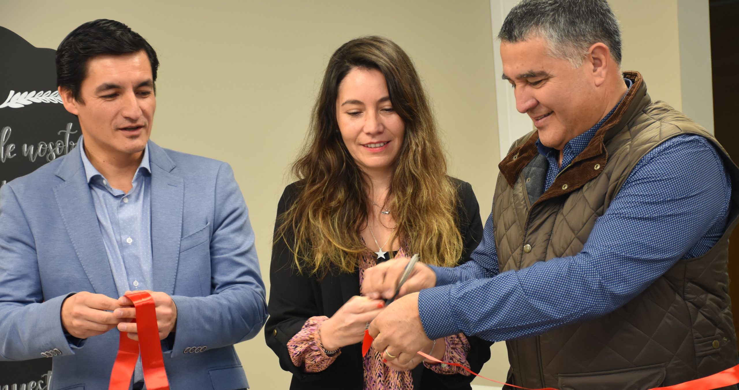 REPORT Inaugura nuevas oficinas en Valparaíso