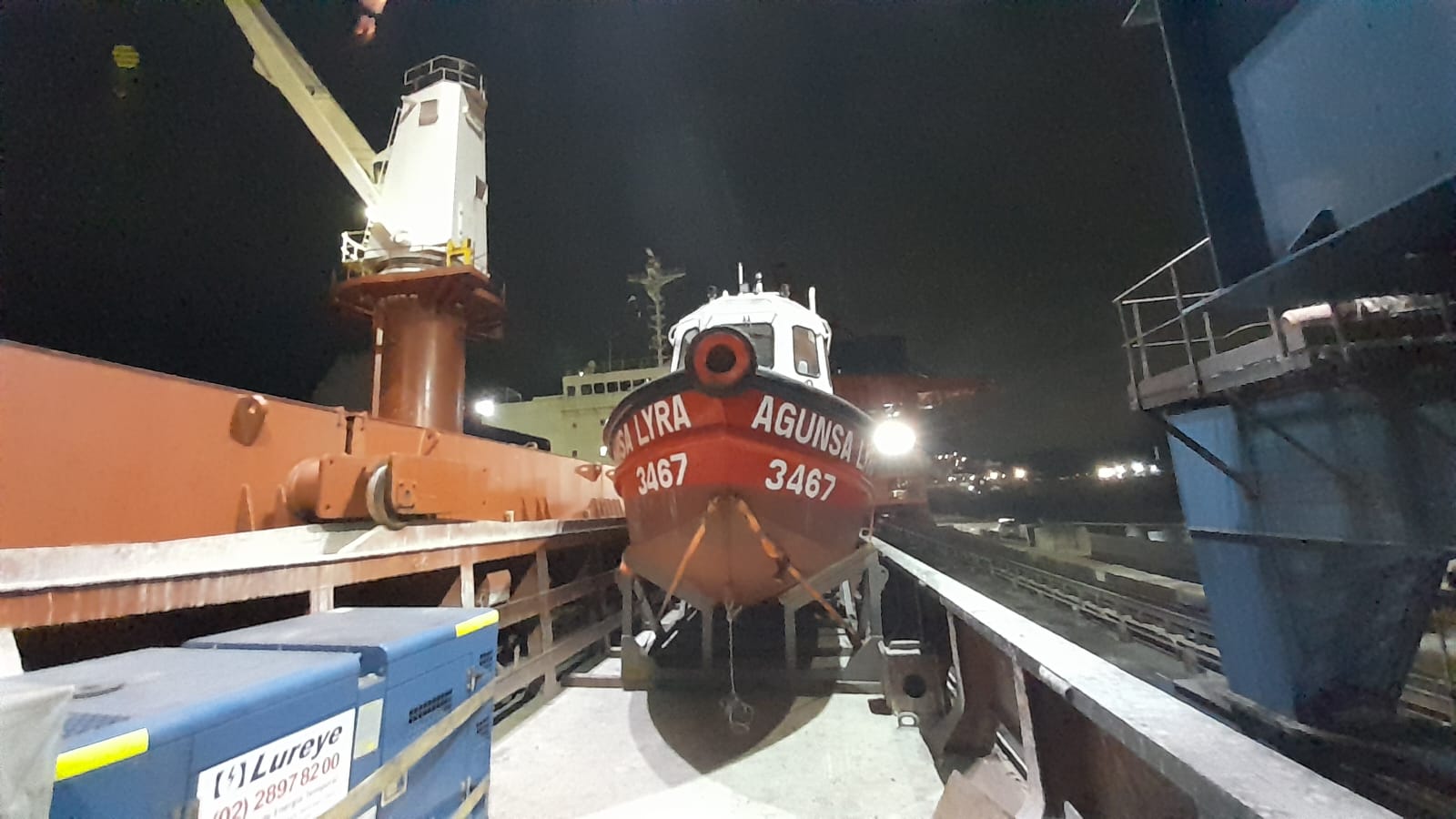 AGUNSA Lyra llega a Isla Guarello