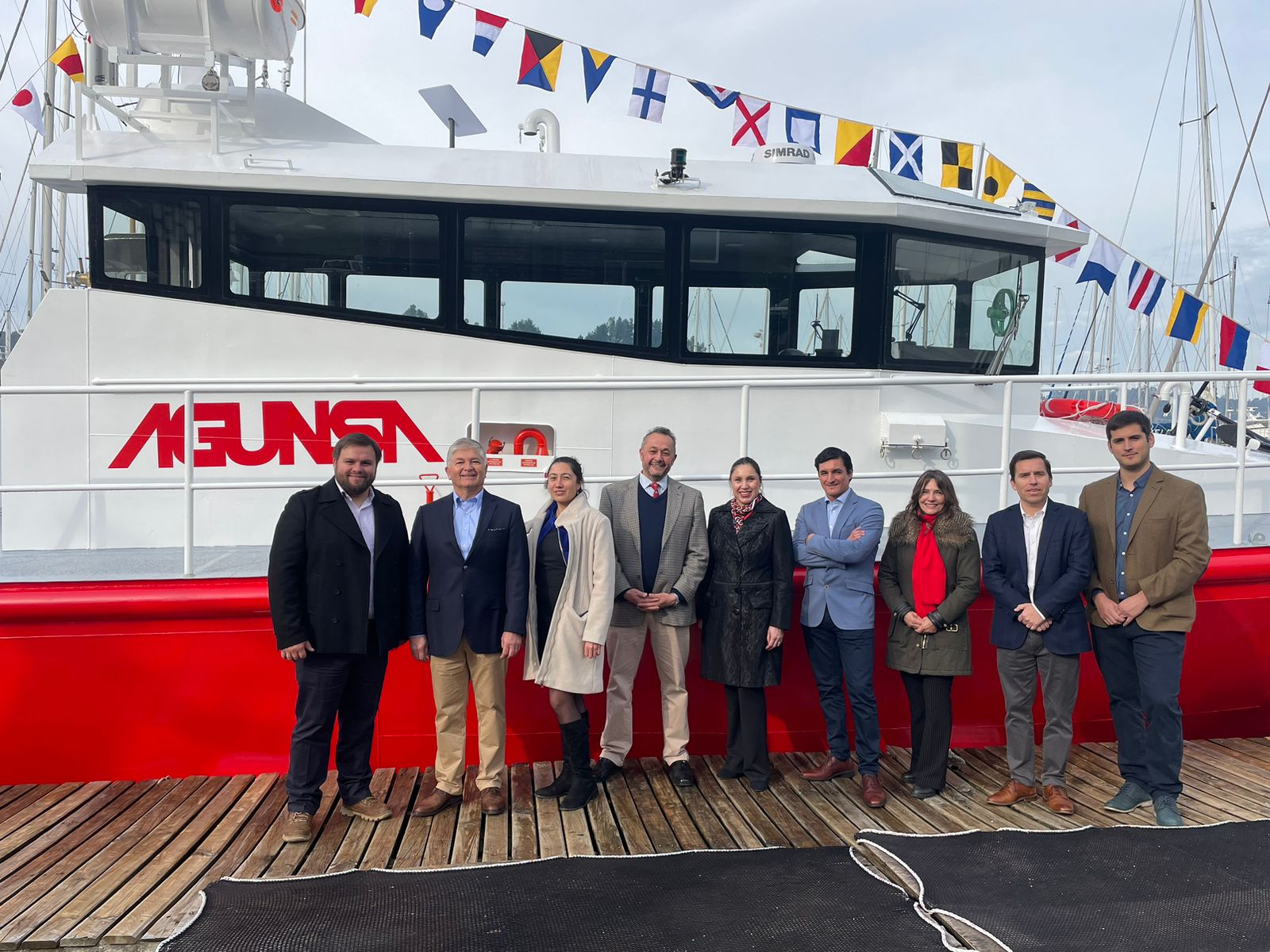 AGUNSA inaugura lancha que apoyará labores logísticas en mina de caliza más austral del mundo.